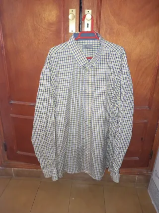 Camisa de hombre a cuadros