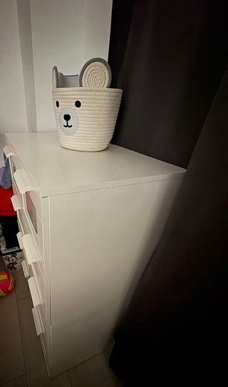 Mueble blanco 4 cajones Ikea Son dos . Nuevas .