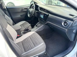 Toyota Auris 1.8 140H Hybrid Active