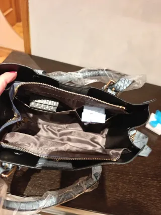 Bolso mano y bandolera cocodrilo