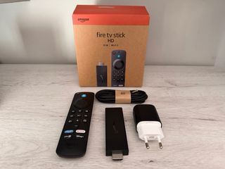Amazon Fire TV Stick HD Wi-Fi 5 Última generación