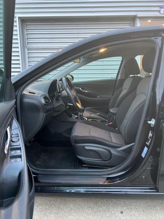 Hyundai i30 1.6CRDI KLASS 5P