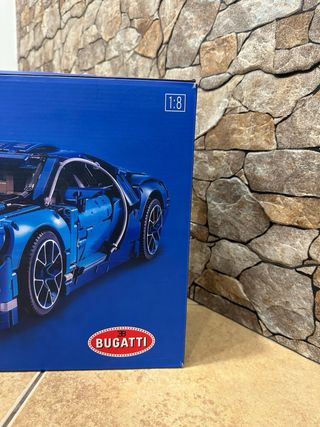 LEGO Technic Bugatti Chiron 42083