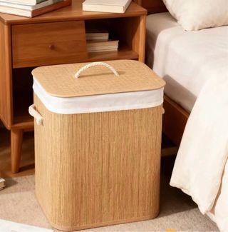 Cesto de ropa de bambú con tapa