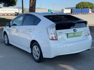 (Único Prop. / Mant. en Toyota) Toyota Prius 2011