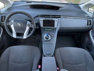 (Único Prop. / Mant. en Toyota) Toyota Prius 2011