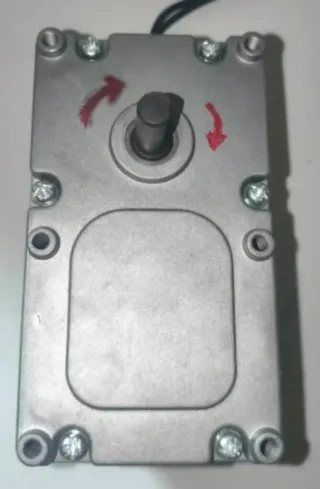 Motor carga sinfín estufa pellets 2 rpm IZQ