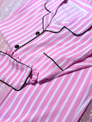 Pijama Rayas Rosas con Antifaz