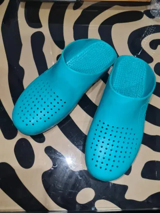 Zuecos Calzuro Sanitarios Talla 36-37