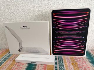 iPad Pro 11 M2+ Magic Keyboard + Pencil