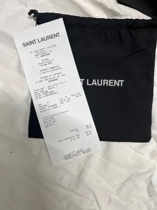 Cintura Saint Laurent Pelle Nera Logo YSL Oro