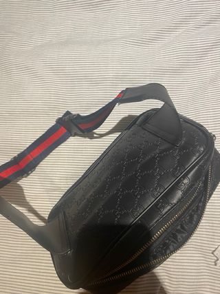 Riñonera Gucci Negra