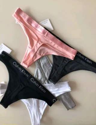 Pack 4 tangas Calvin Klein Talla Única