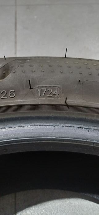 195/55 R16 87V