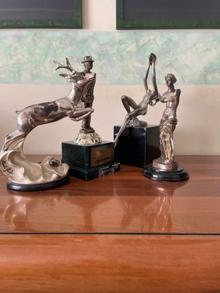 4 statuette decorative