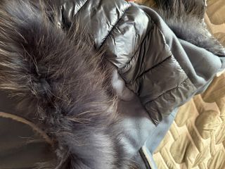 Chaqueta azul con pelo natural