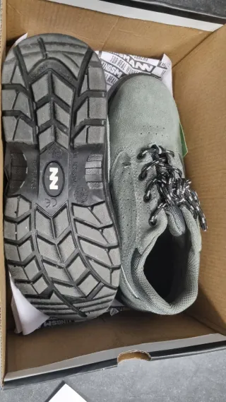 Zapatos de seguridad NUEVOS Kingsman grises