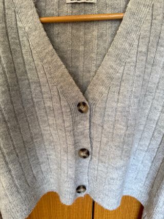 Cardigan Bershka gris