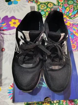 Zapatillas Skechers Mujer Negras.