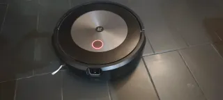iRobot Roomba j7+