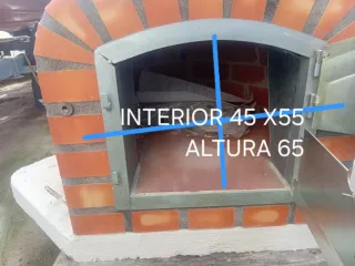 Horno de leña exterior terracota y metal