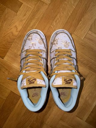 Nike SB Dunk Low Premium Pastoral Print