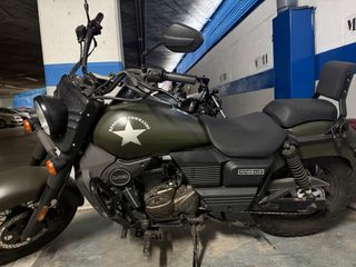UM Renegade Comando 125cc Custom