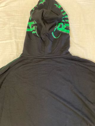 Sudadera Billie Eilish Verde y Negra