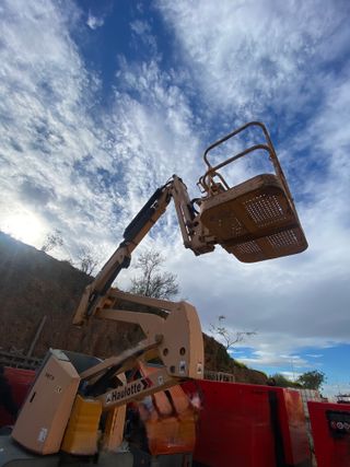 Plataforma Articulada Diésel Haulotte 12mts - 2018