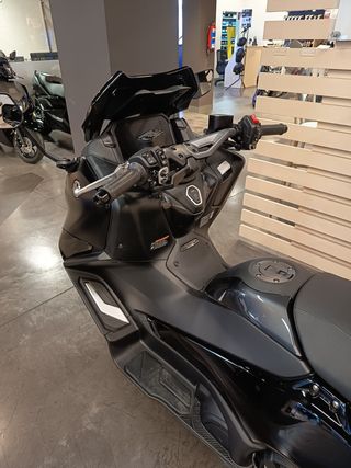 Yamaha TMAX Tech 560 Maxiscooter