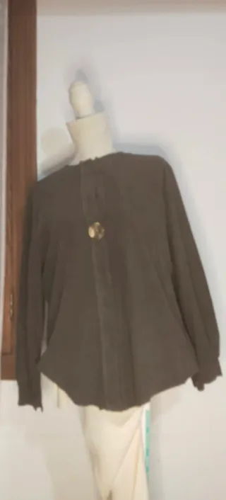 Blusa de pana marrón
