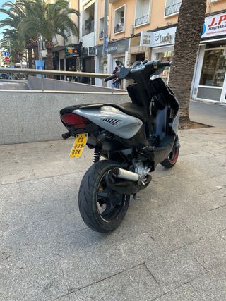 Yamaha Aerox 49cc Scooter