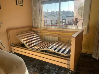 Cama articulada con motor ideal personas mayores
