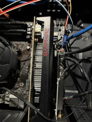 Sapphire AMD Radeon RX 550 Pulse 4GB - GPU