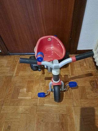 Triciclo infantil