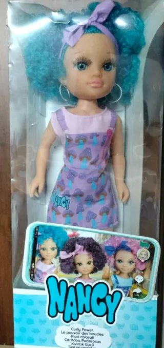 Muñeca Nancy Curly Power