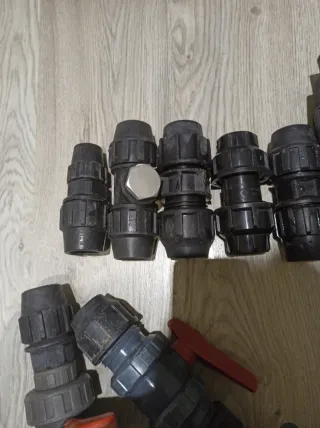 3 Llaves de bola 32 mm, filtros