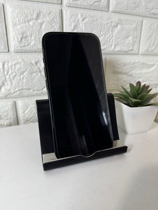 iPhone 15 128GB Negro · 99% batería · Garantía 202