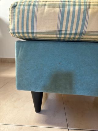 Puf auxiliar salón tela cuadros y teal