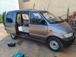 Nissan Vanette Camper