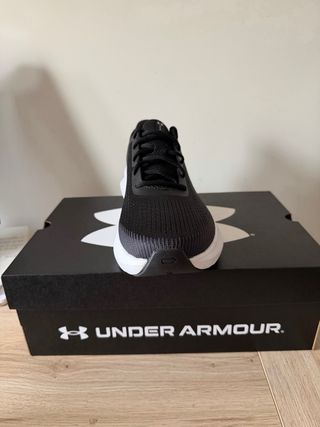 Zapatilla Under Armour Rogue 5 Negra Talla 44