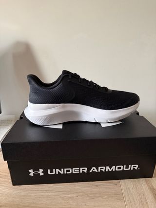 Zapatilla Under Armour Rogue 5 Negra Talla 44