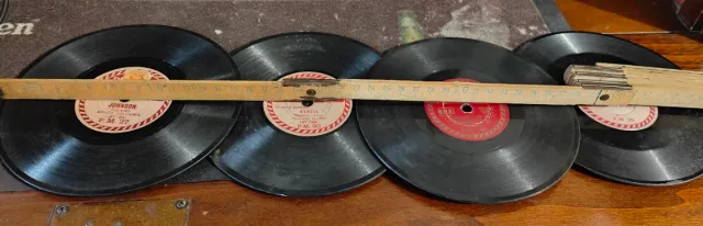 4 Dischi 78 giri 15cm Piccola Meraviglia