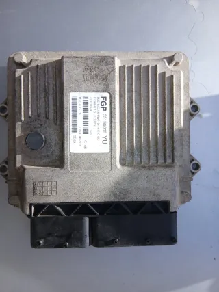 Centralita FGP 55194018 YU Opel Combo