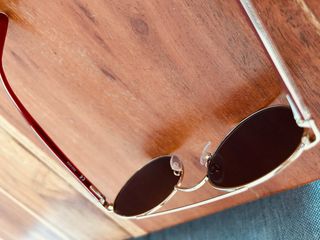 Gafas de sol Escada fucsias y doradas