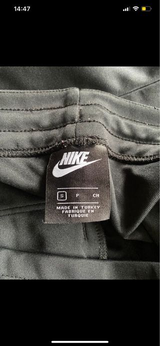 Conjunto chándal negro Nike