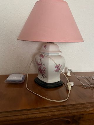 Lámpara de mesa decorativa