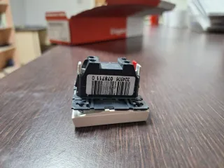 Interruptor Legrand Mosaic Antimicrobial 10A