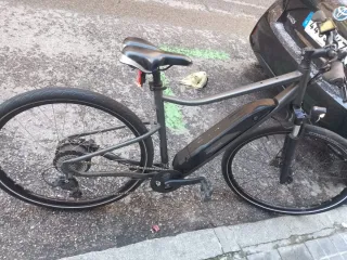 Bicicleta Eléctrica Riverside Negra