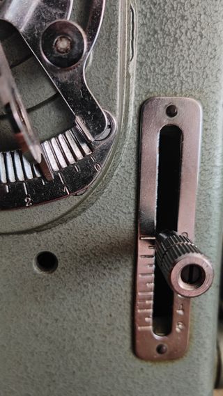 Máquina de coser Refrey Transforma